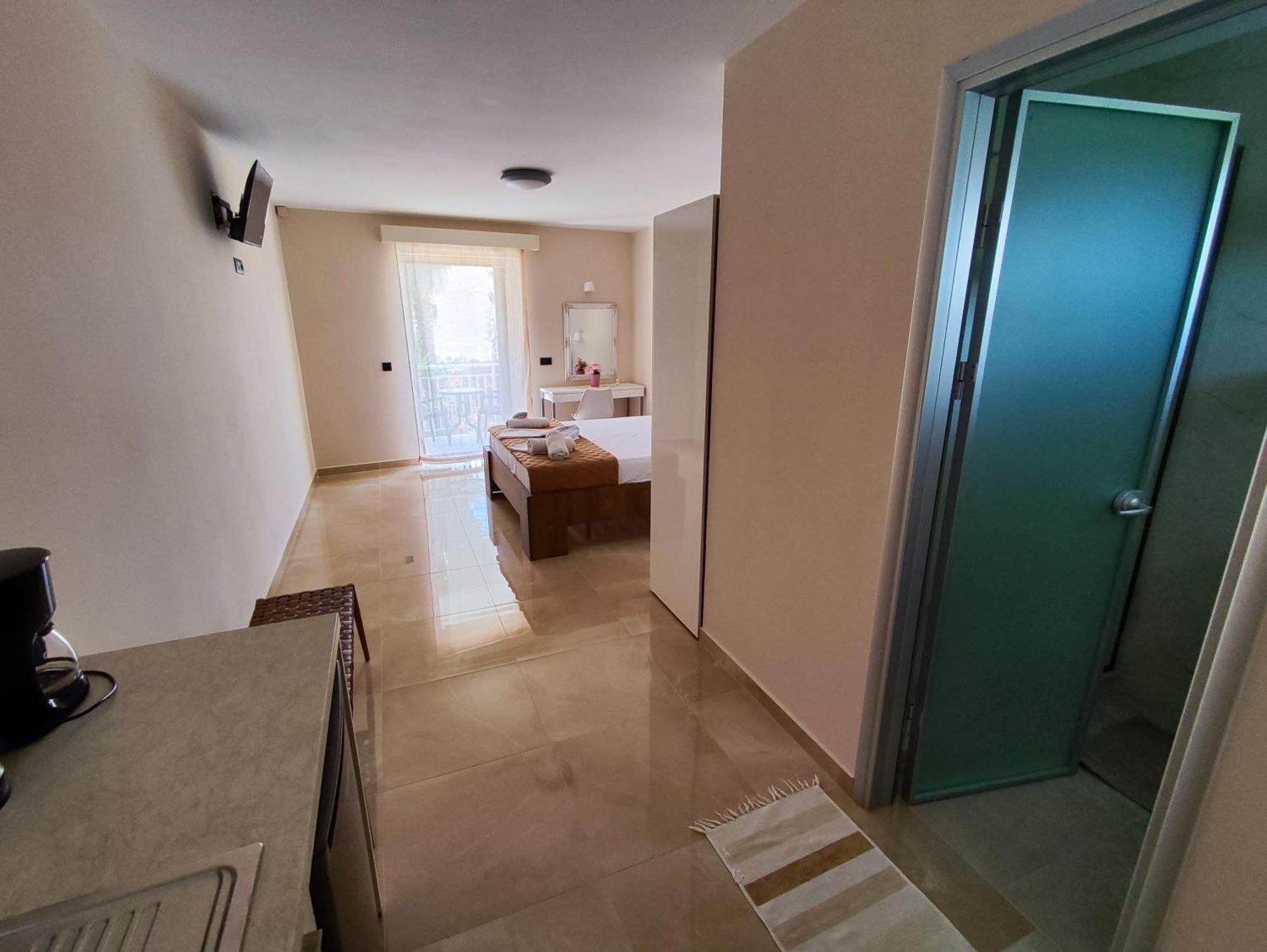 Yanna Studios & Apartments Tsilivi  Exterior photo